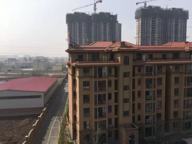 闆勫畨鏂板尯瀵瑰ぉ娲ユ埧浠风殑褰卞搷,闆勫畨鏂板尯瀵瑰ぉ娲ユ埧浜х殑鍐插嚮