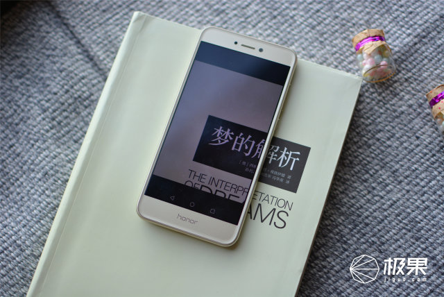 荣耀8青春版深度测评,荣耀8青春版有什么高级功能