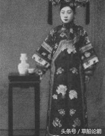 爱她，就予她一袭旗袍