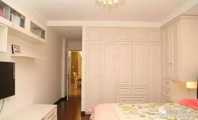 衣柜做到顶石膏线怎么处理,定制衣柜做到顶还是留一点边