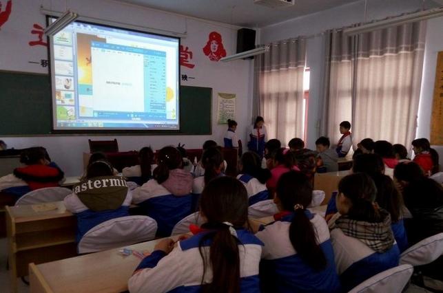 学校关工委进行心理健康教育,学校关工委开展心理健康活动