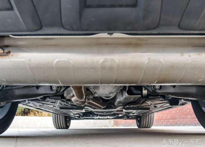 和宝马x4相似的奔驰,奔驰glc300轿跑和宝马x4比较