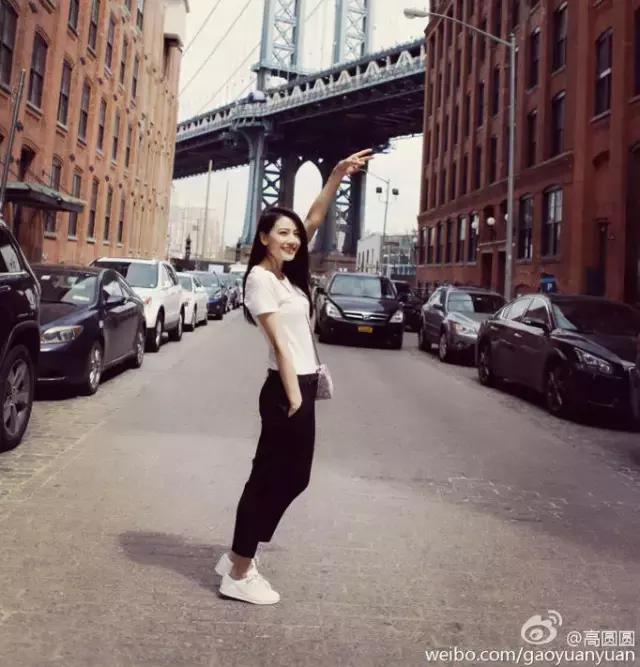 璧拌繃閭ｄ箞澶氳矾姝屾洸,璧拌繃閭ｄ箞澶氳矾