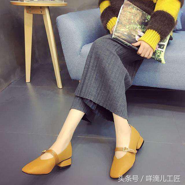 唐嫣穿过的休闲鞋,唐嫣穿紫萱的鞋