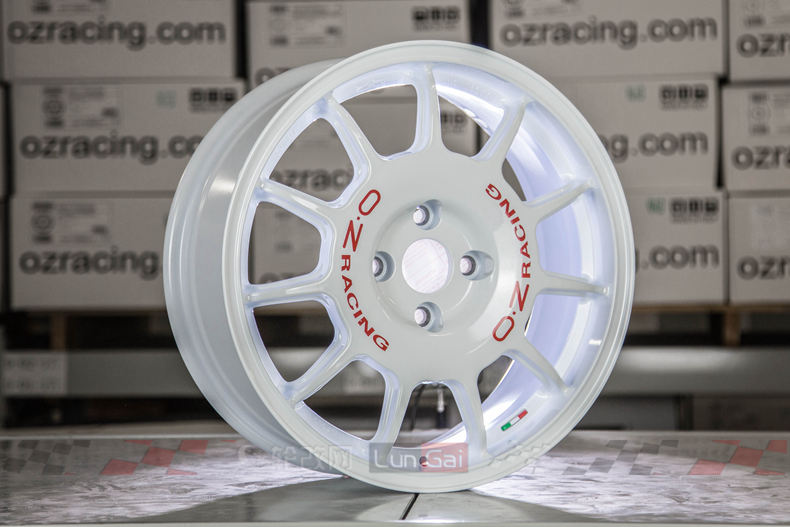 任性的4孔小轮——OZLeggenda轮毂细节展示