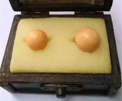 海螺吐出龙珠的视频,海螺吃出天价龙珠