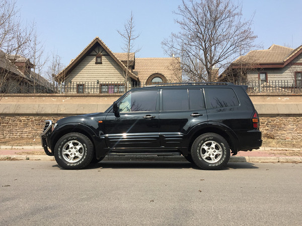 帕杰罗v75二手,中东版帕杰罗v97参数