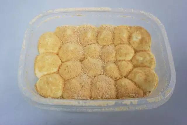 豆乳盒子网红蛋糕哪里有,最近火爆网红甜品外面是蛋筒