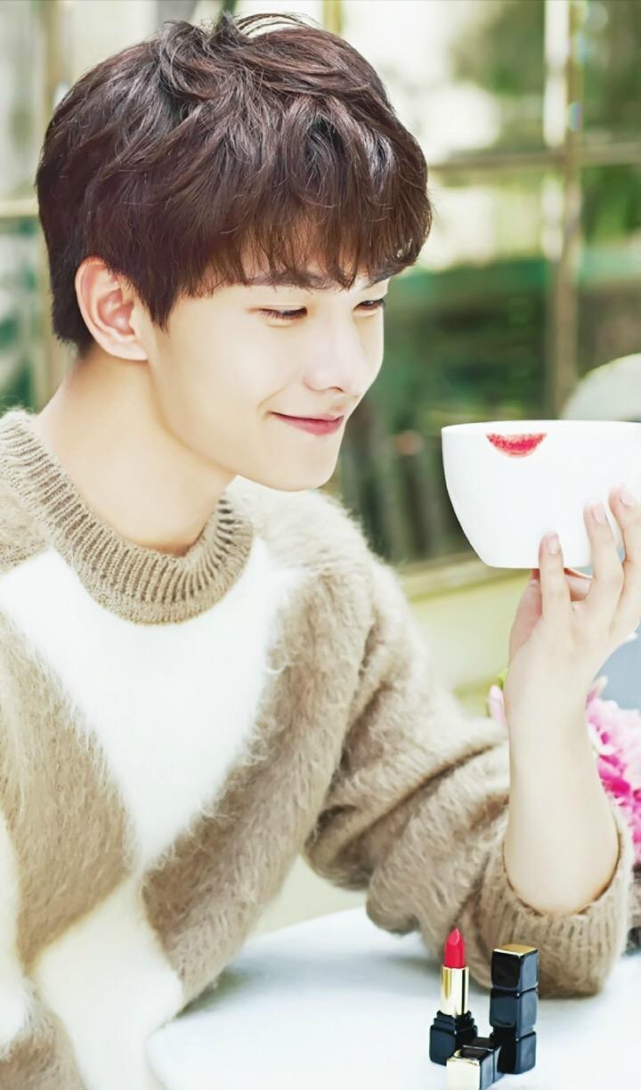 angelababy抠图事件怎么回事,angelababy抠图事件