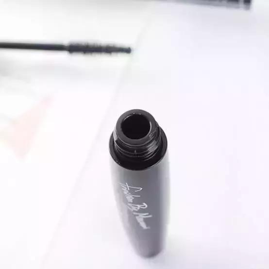 口红不过50元,与阿玛尼烂番茄色相似的口红