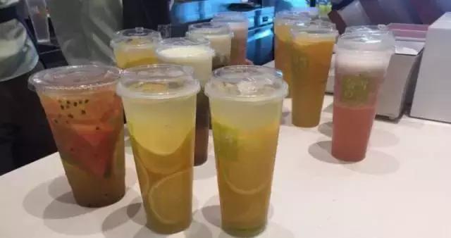 喝杯丧茶吧,反正不喝你也不会变轻