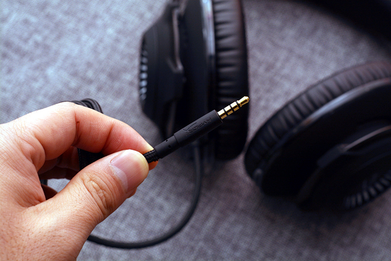 金士顿黑鹰和黑鹰s对比,黑鹰金士顿