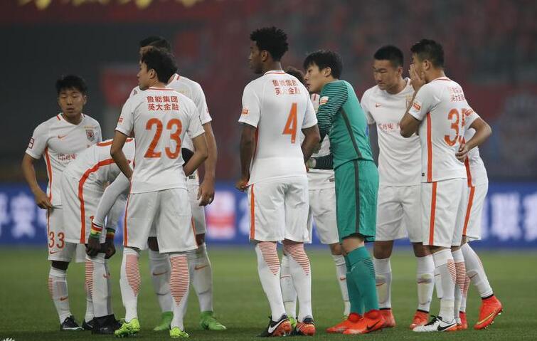 中超足协裁判问题,足协背后的力量有多大