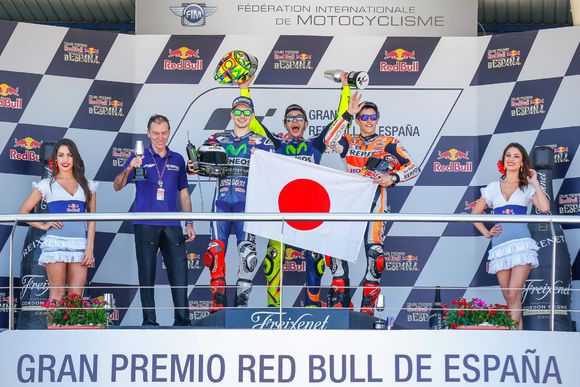 雅马哈机器人与洛伦佐,机器人雅马哈视频