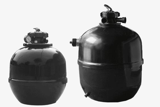 水中游动的活宝石,水中活宝石锦鲤视频