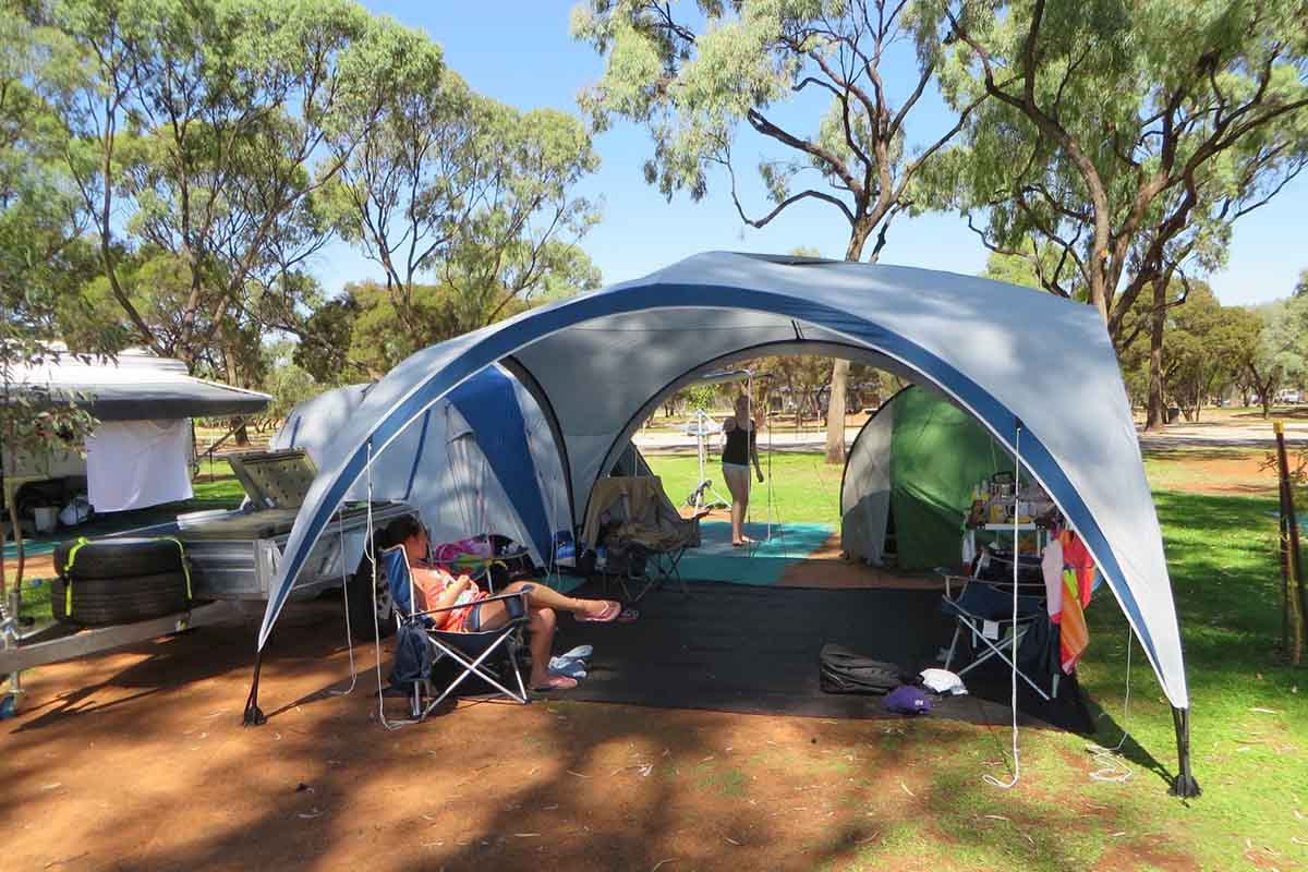 camping婢虫床,鍘绘境娲瞔amping