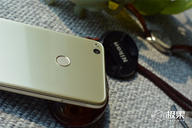 荣耀8青春版深度测评,荣耀8青春版有什么高级功能