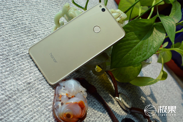 荣耀8青春版深度测评,荣耀8青春版有什么高级功能