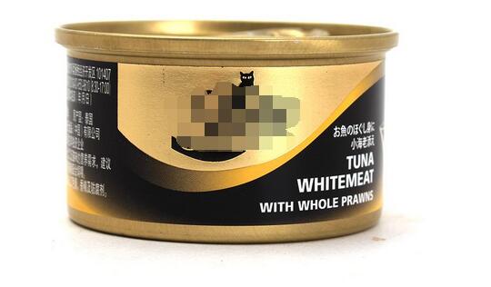 给猫咪吃主食罐头还是零食罐头好,怎么给猫喂猫罐头