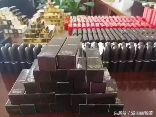 狂买化妆品心理,狂购口红