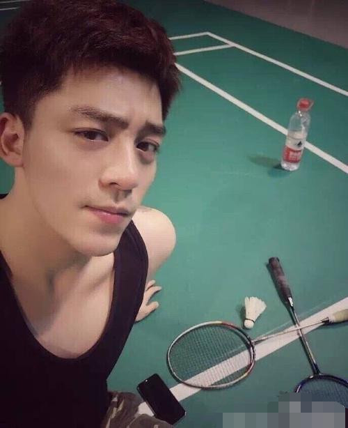 撞脸岳云鹏的路人,那些与岳云鹏撞脸的人