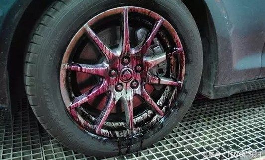 车载必备应急物品清单,车内必备的九件应急物品您有吗