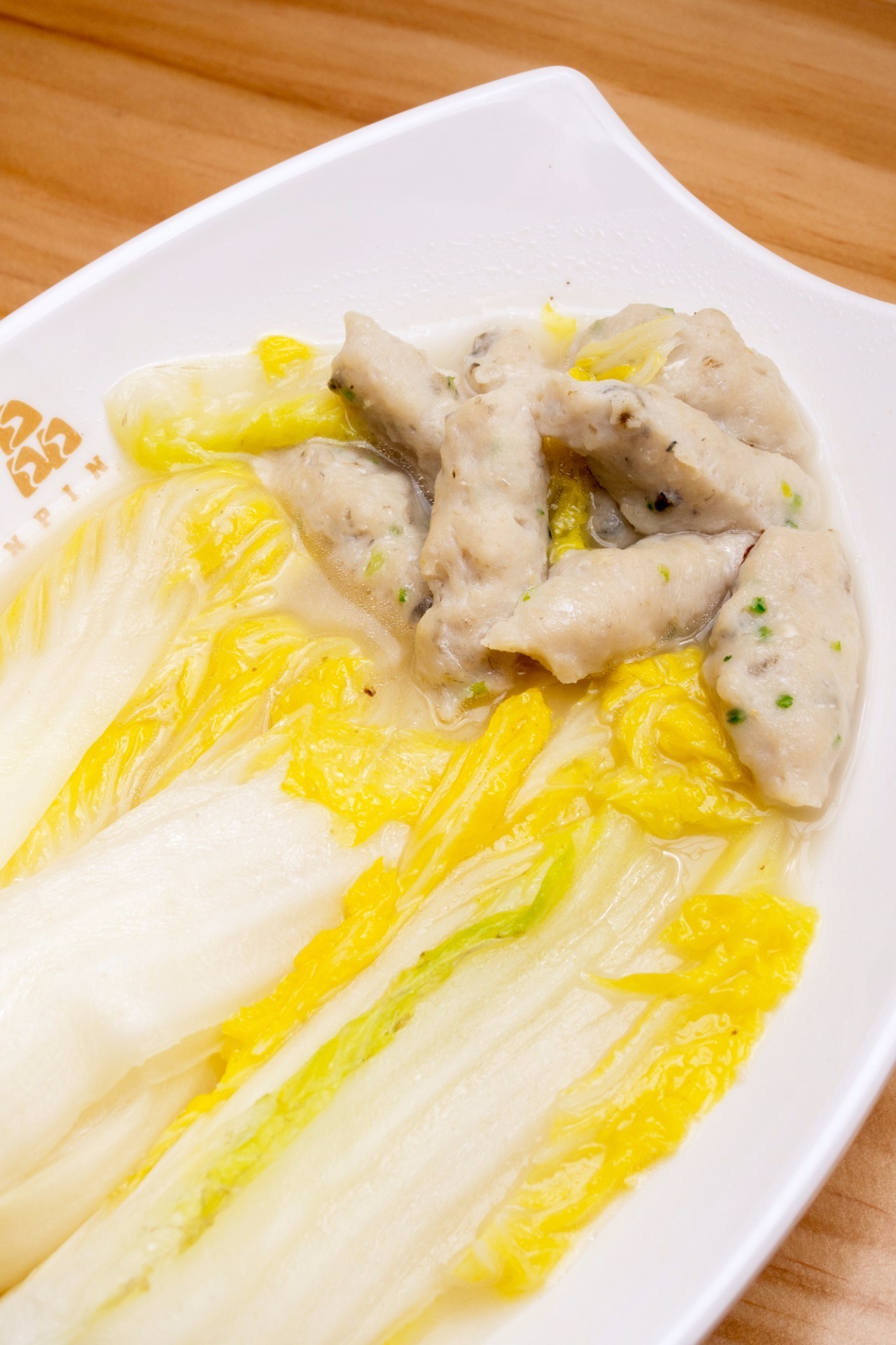 「鱼翅捞饭」震撼出席！一顿胜过十针玻尿酸，不到¥50就能吃？