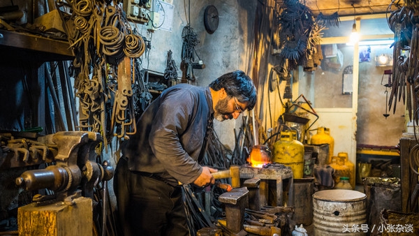 伊朗是波斯还是阿拉伯,伊朗对比波斯