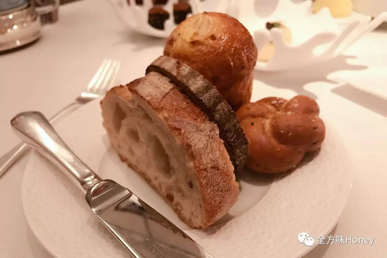 地狱厨师戈登拉姆齐的米其林三星餐厅真的好吃吗？