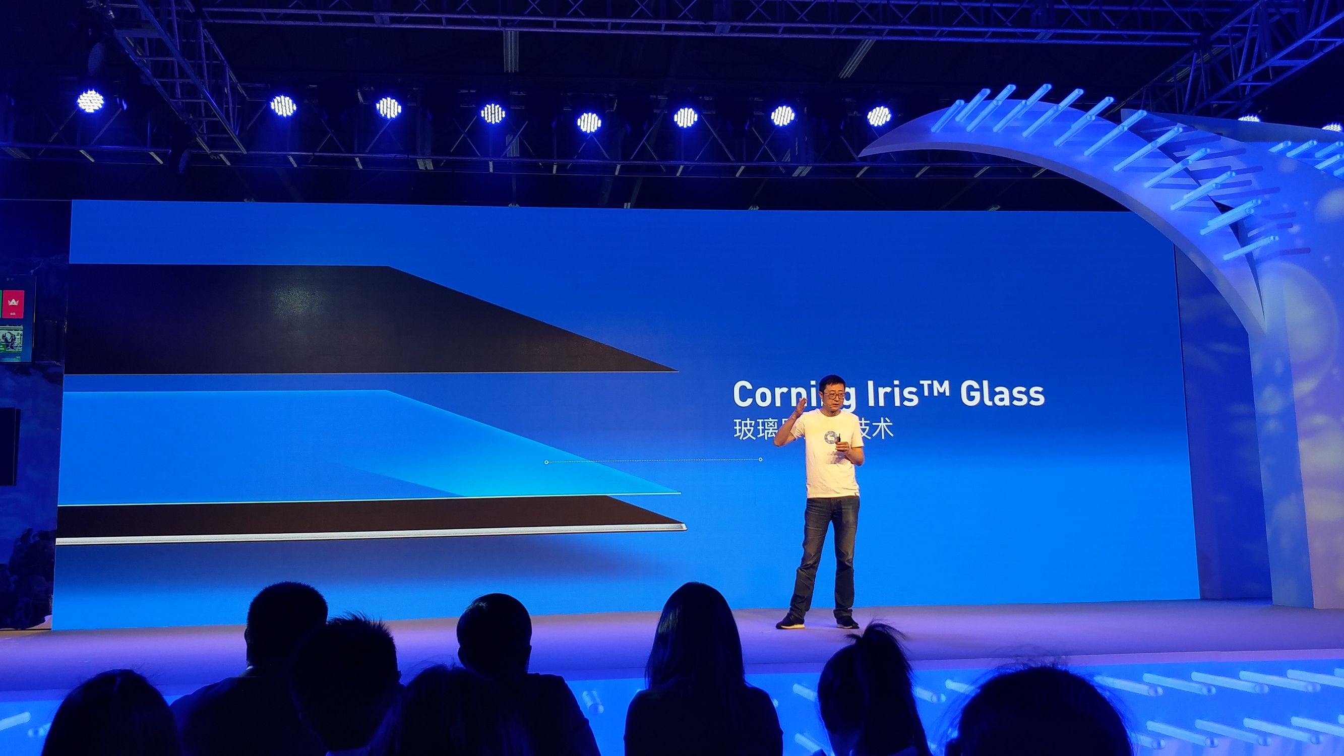 超薄智能语音2.0很牛逼！微鲸发布A系列电视售价8999元起