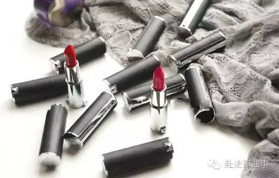 烈焰红唇是谁的必杀技,烈焰红唇是谁的绝招