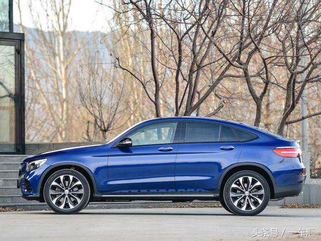 和宝马x4相似的奔驰,奔驰glc300轿跑和宝马x4比较