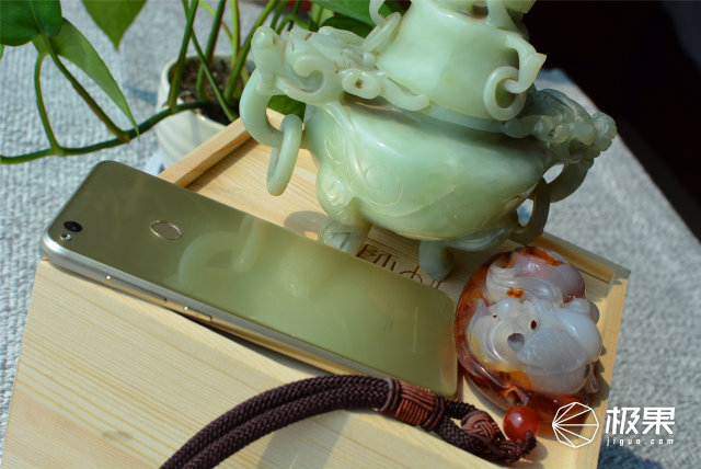 荣耀8青春版深度测评,荣耀8青春版有什么高级功能