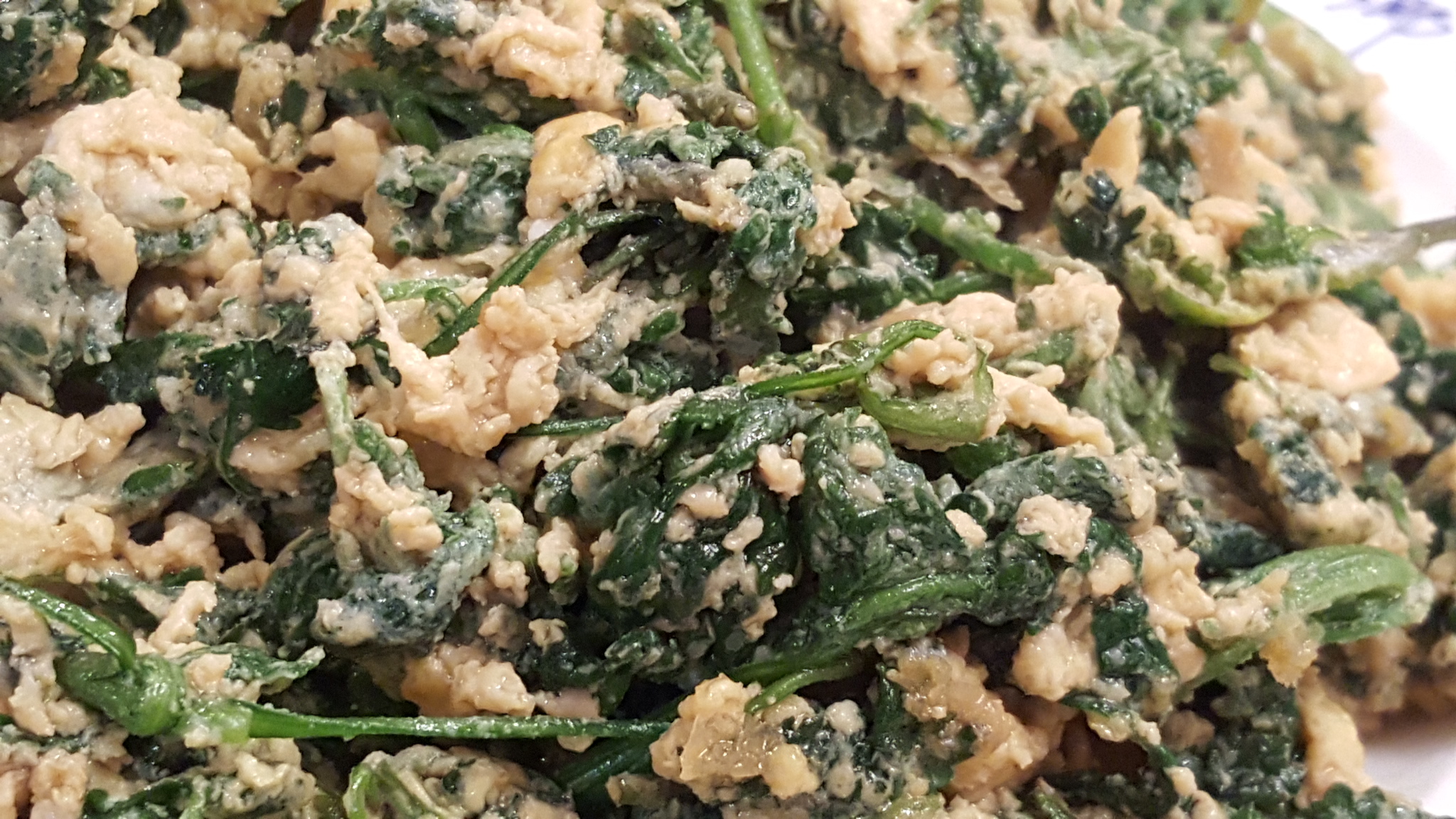 炒苦菊鸡蛋最好吃的做法,清新爽口的菊花菜炒鸡蛋