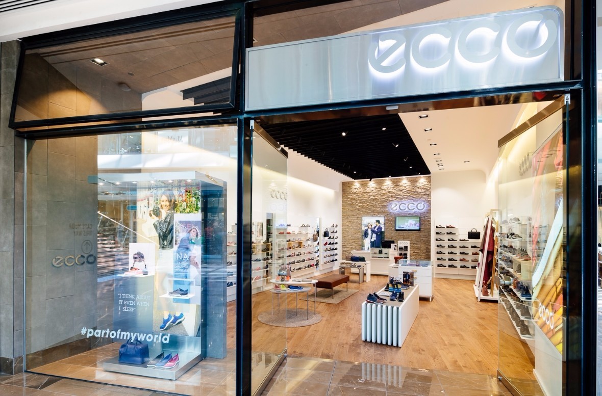 lv皮具师傅,皮具厂lv