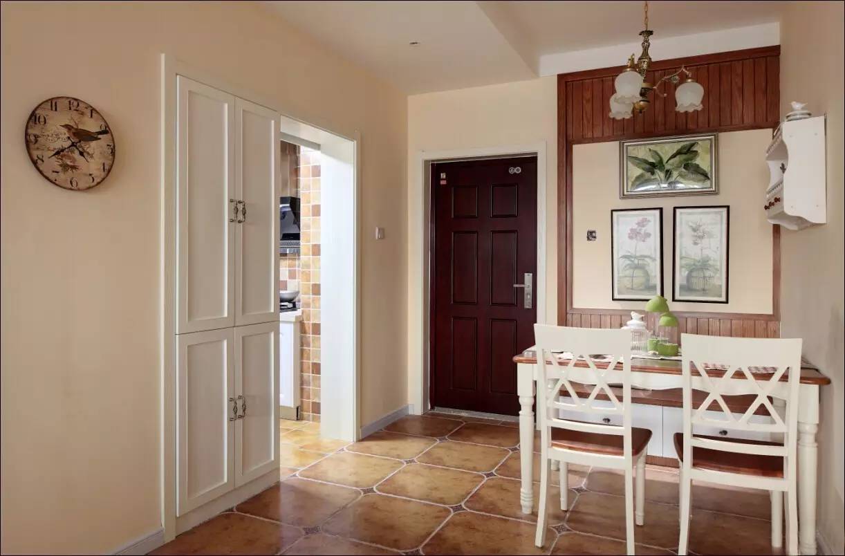 餐桌可以对着入户门吗,入户门对着餐桌如何装修