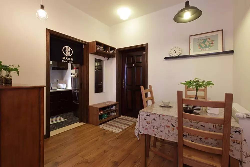 餐桌可以对着入户门吗,入户门对着餐桌如何装修