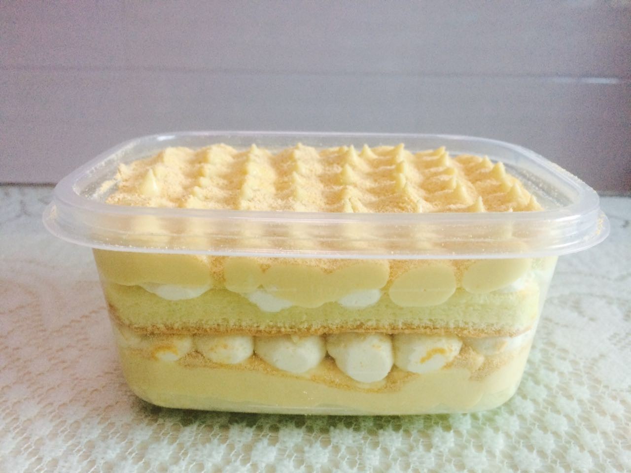 豆乳盒子网红蛋糕哪里有,最近火爆网红甜品外面是蛋筒