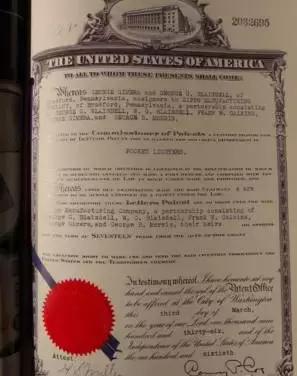 二战美国大兵不扛枪也能成为英雄,二战的美国大兵带几支枪