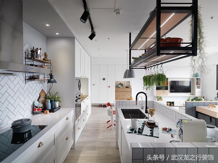 彩色北欧风亲子宅充满阳光与爱,极简北欧风治愈系美宅