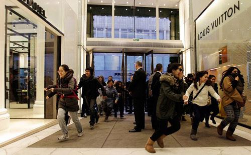 angelababy抠图事件怎么回事,angelababy抠图事件