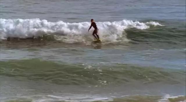 这是一部既清新又*欲肉**的同性好剧,没看过的你就OUT了!