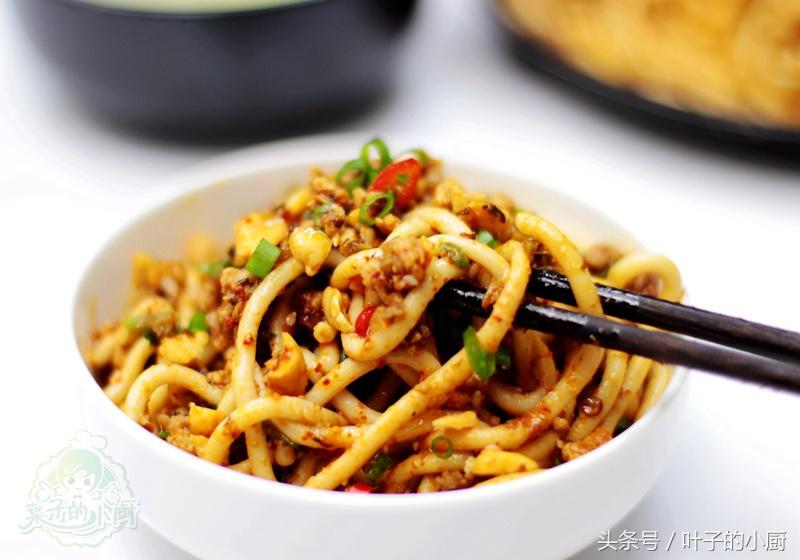 吃宜宾燃面为什么吃了腻,一碗花