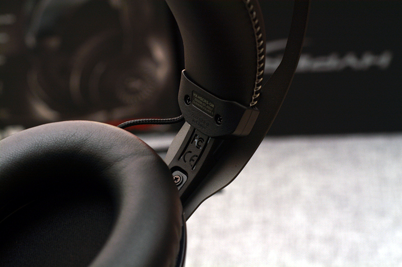 金士顿黑鹰和黑鹰s对比,黑鹰金士顿