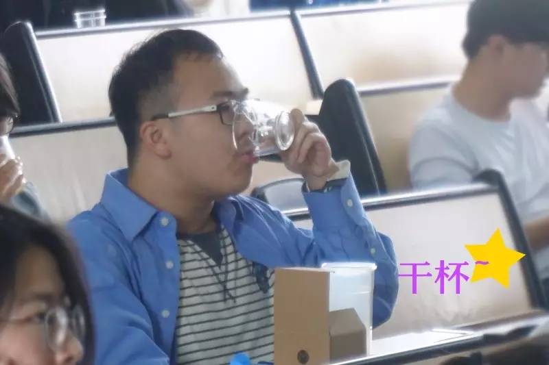 走进校园感受青春味道,走进校园感受青春荣光