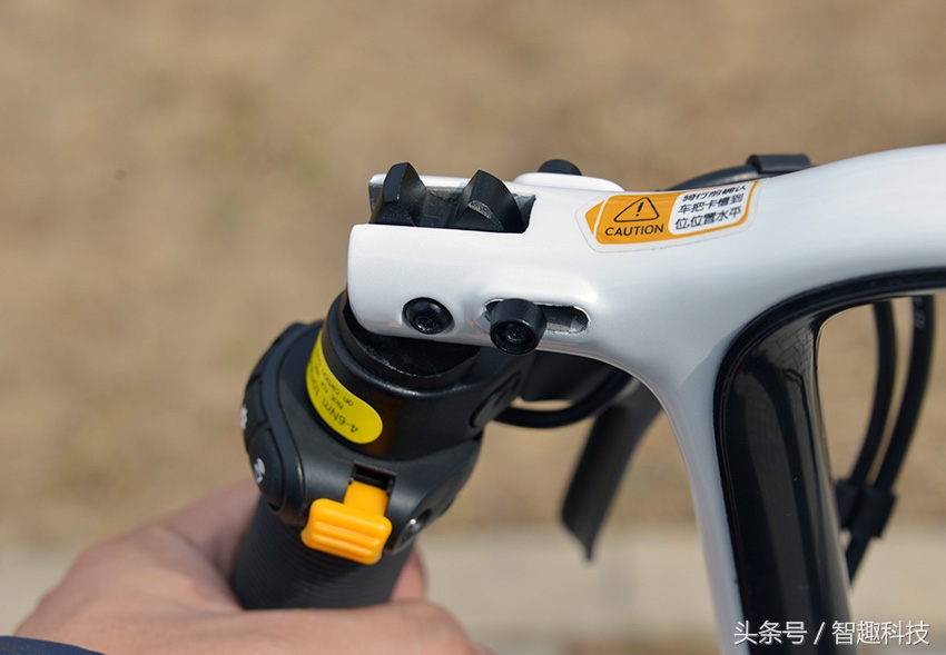 老婆儿子齐上阵视频,入门级电动车测评