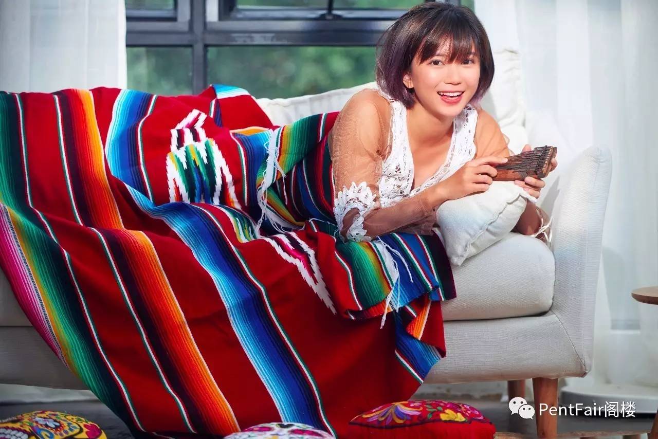 她曾是凤凰卫视小花，现在却辞职去非洲流浪美国冲浪｜最美行者