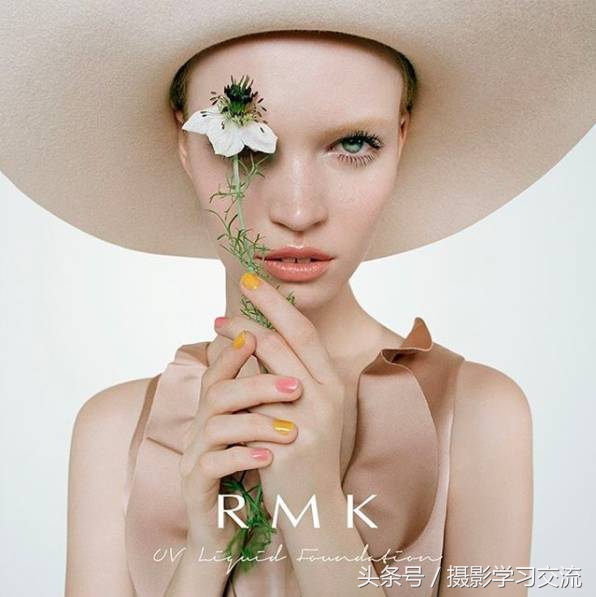 手机美图秀秀修图教程,美女照片怎么修图