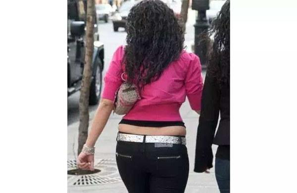 小脚裤如何穿才好看,如何把小脚裤穿好看