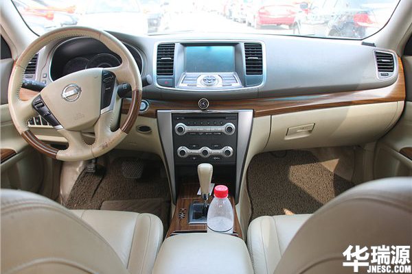 2011款日产天籁是公爵吗,日产天籁2011款公爵2.5l值多少钱